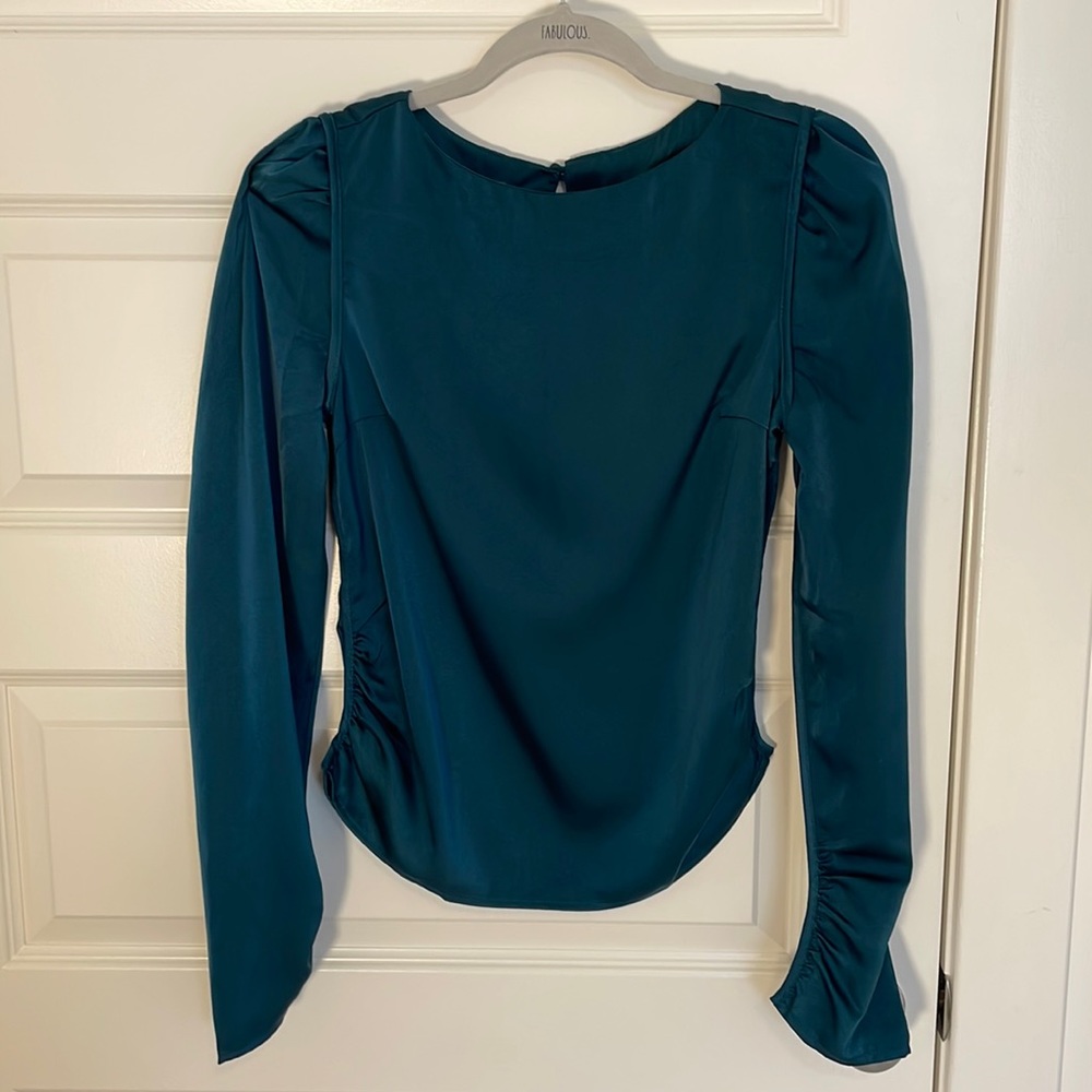 Line and Dot Elliot Top